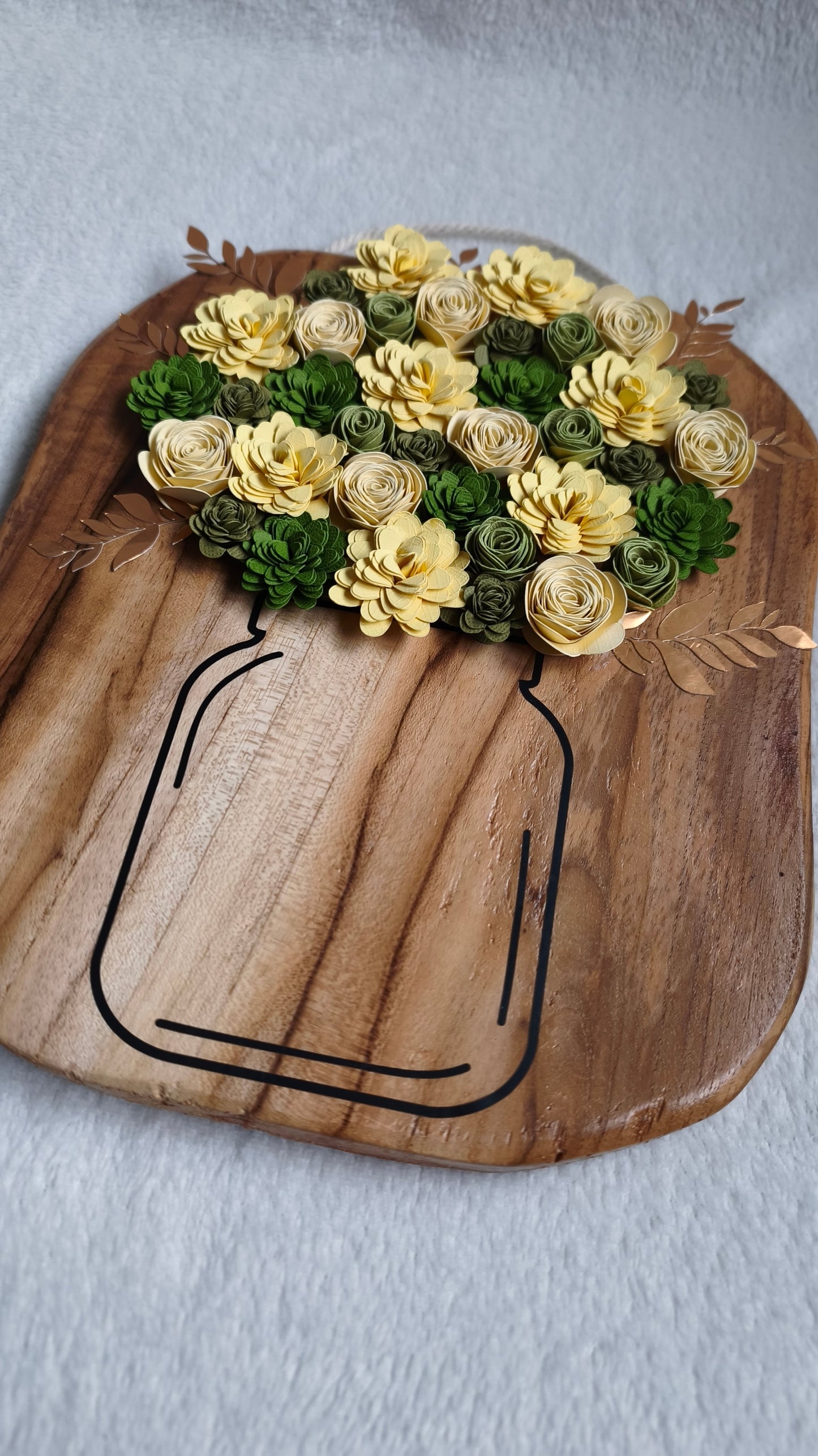 Panneau mural fleuri aux teintes jaune-vert 💛💚